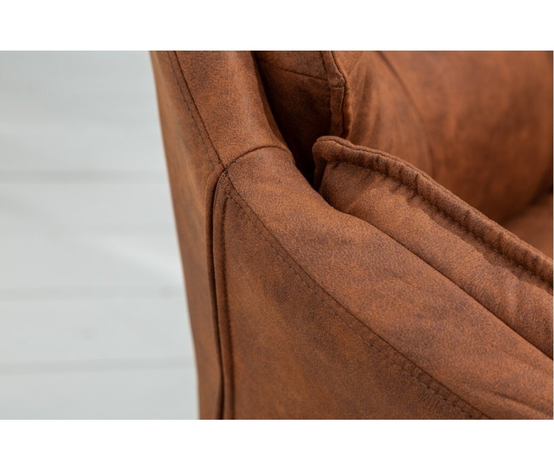 Chaise design pivotante MR. LOUNGER...