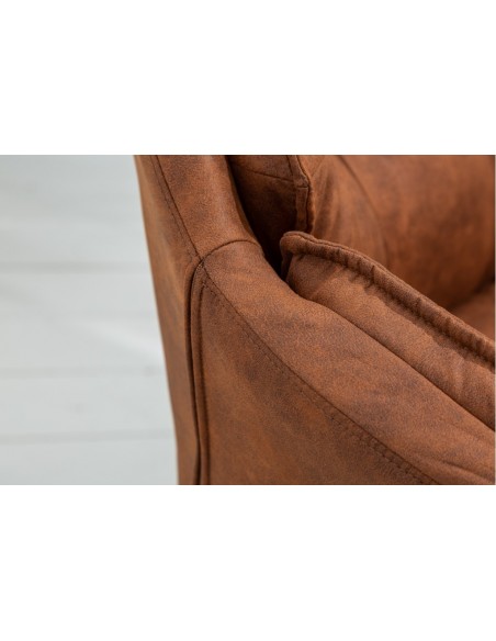 Chaise design pivotante MR. LOUNGER marron clair avec accoudoirs