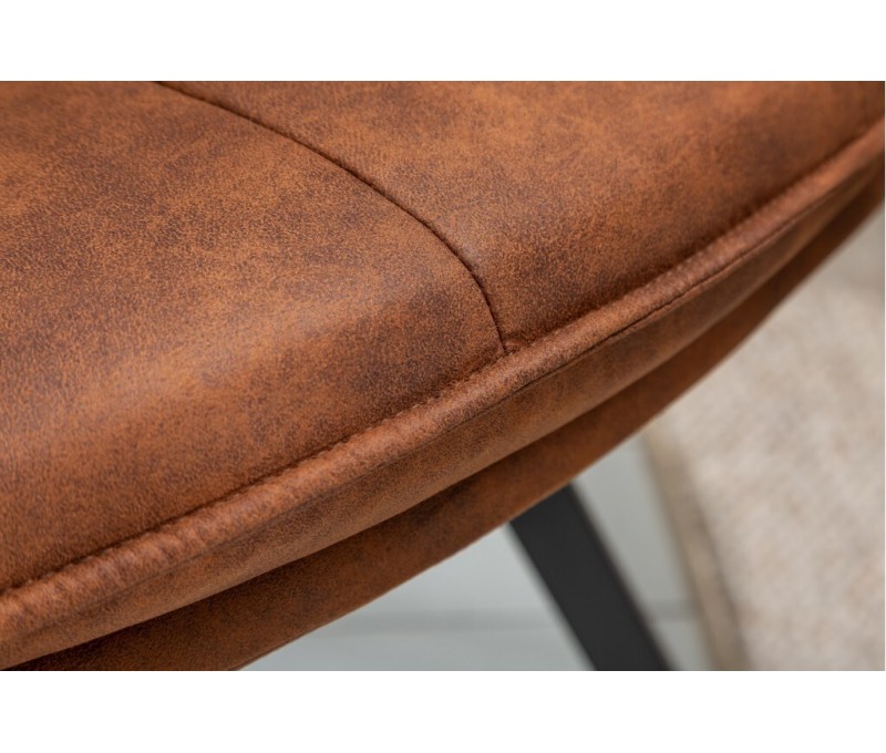 Chaise design pivotante MR. LOUNGER...