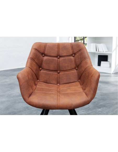 Chaise rétro THE DUTCH COURTURIER marron antique avec piq?res décoratives
